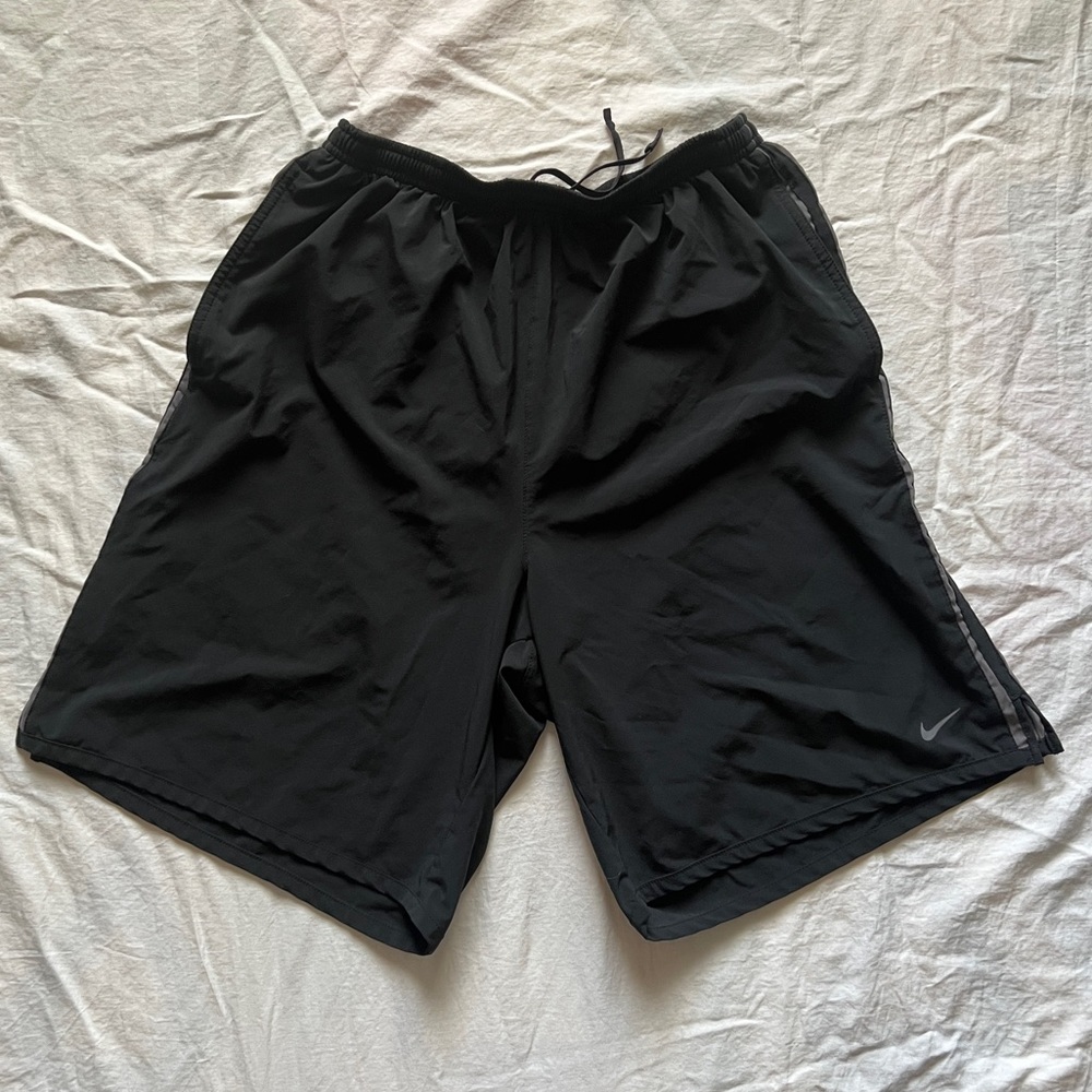 Nike | Women’s Black Fit Dry Lined Shorts - Size L